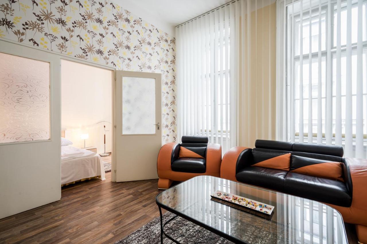 Pyvo Street Home With Balcony By Nw Budapest Extérieur photo