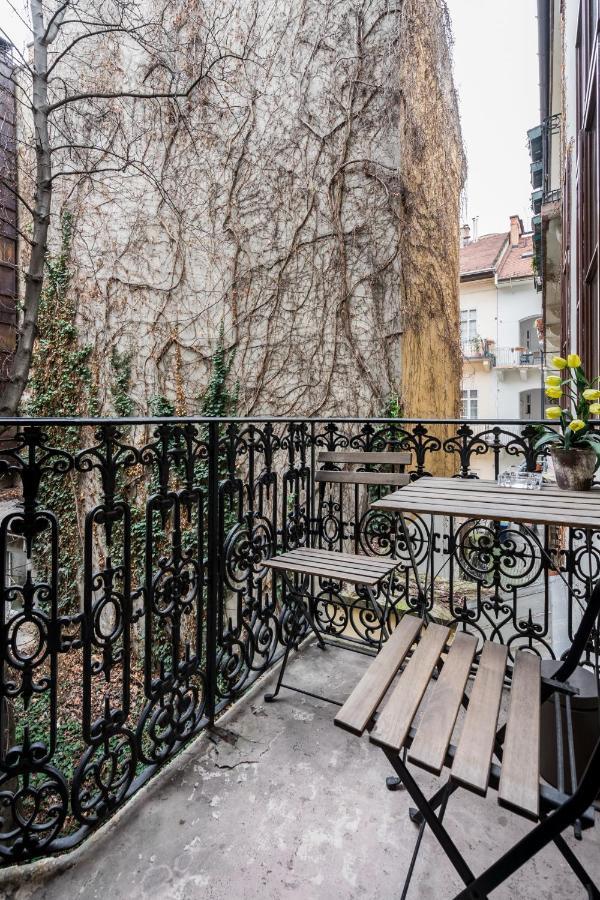 Pyvo Street Home With Balcony By Nw Budapest Extérieur photo